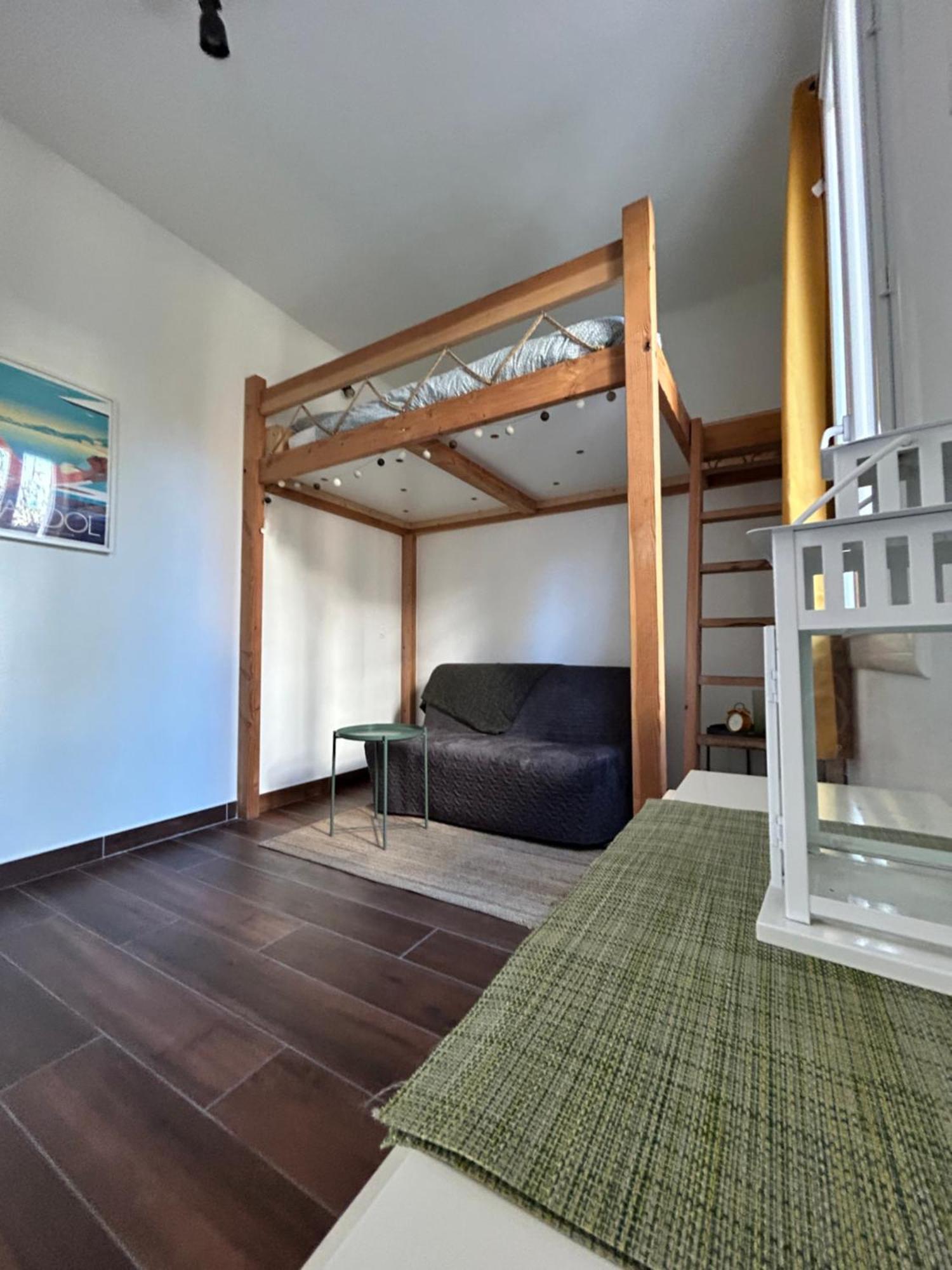 Agreable Studio Renove Avec Place De Parking Bandol Εξωτερικό φωτογραφία